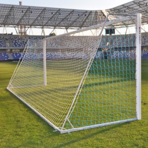 Jalgpalliväravad 7,32×2,44m keevitatud nurgad