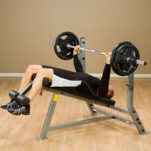 Rinnaltsurumise pink Body Solid Pro Club Decline